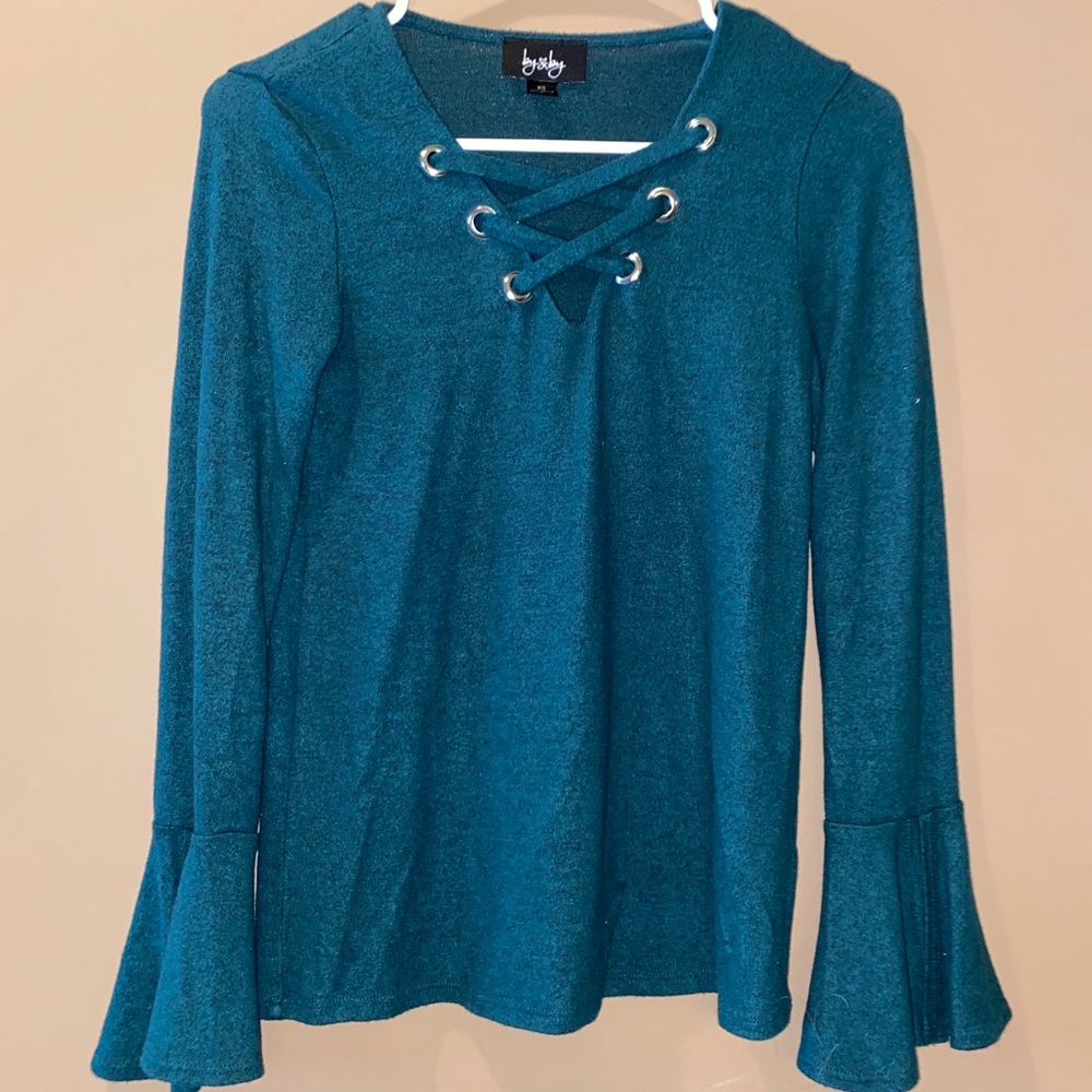 Green long sleeve shirt
